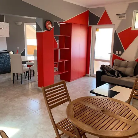 2-bedroom, 1- Living With Folding Divan, With Swimming Pool And Terrace Appartement *