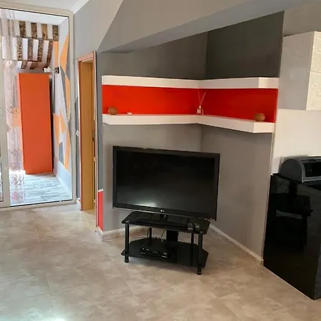 Appartement 2-bedroom, 1- Living With Folding Divan, With Swimming Pool And Terrace Slantchev Briag