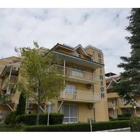 Appartement 2-bedroom, 1- Living With Folding Divan, With Swimming Pool And Terrace